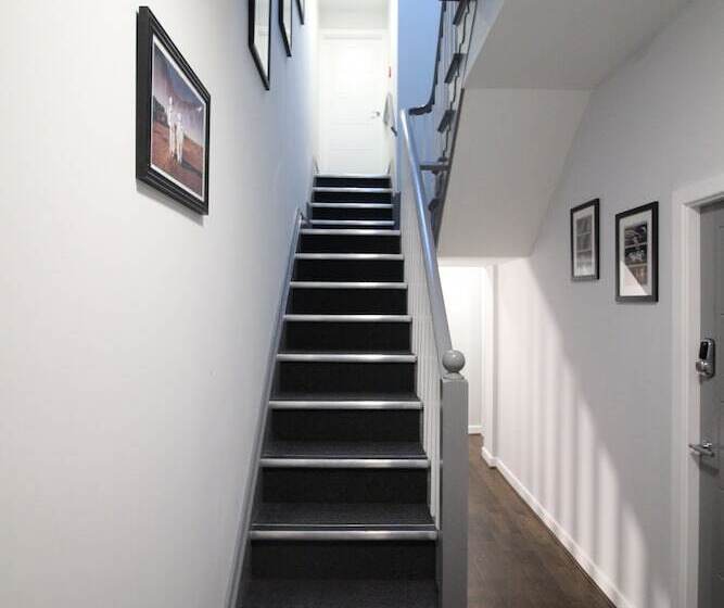 Apartments St Thomas Road