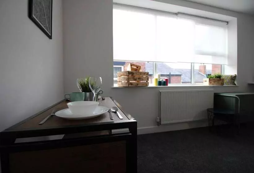 Apartments St Thomas Road