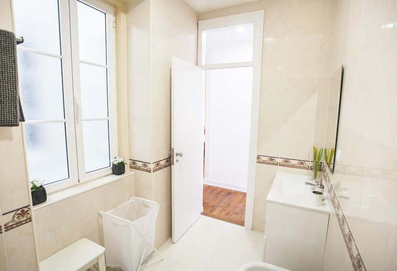 Central & Cosy Apartment