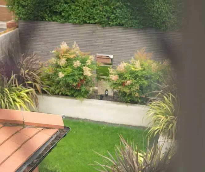 Contemporary Bright House 20 Min To Manc