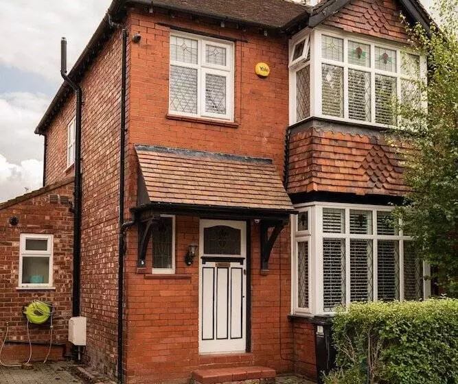 Contemporary Bright House 20 Min To Manc
