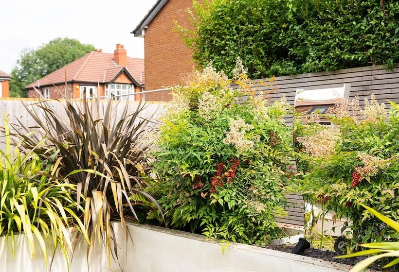 Contemporary Bright House 20 Min To Manc