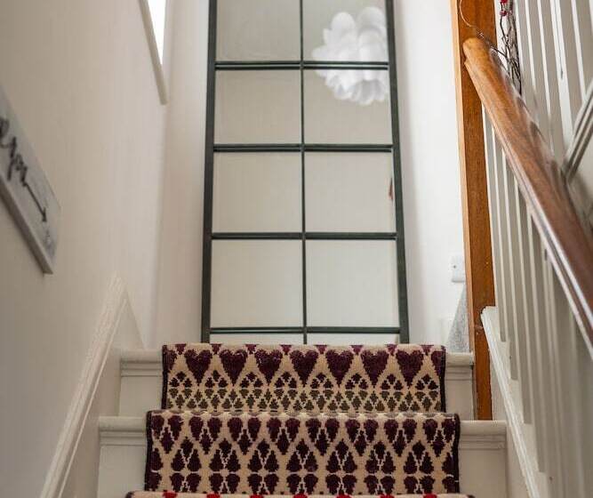 Contemporary Bright House 20 Min To Manc