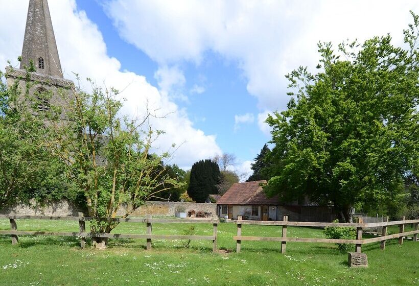 Dove House Cottage 1
