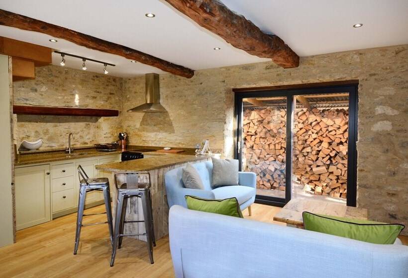 Dove House Cottage 1