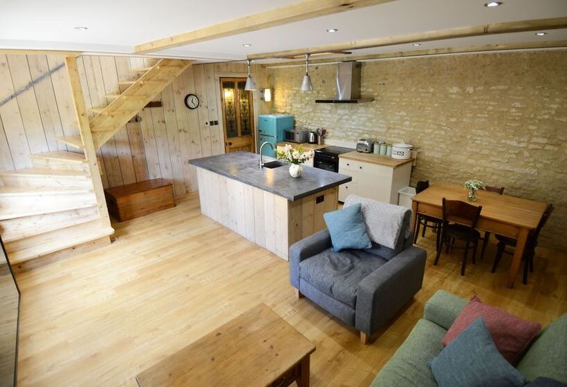 Dove House Cottage 1