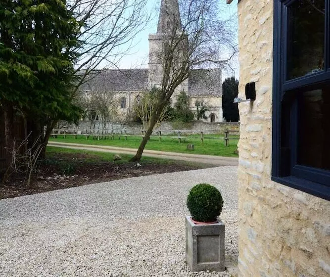 Dove House Cottage 1