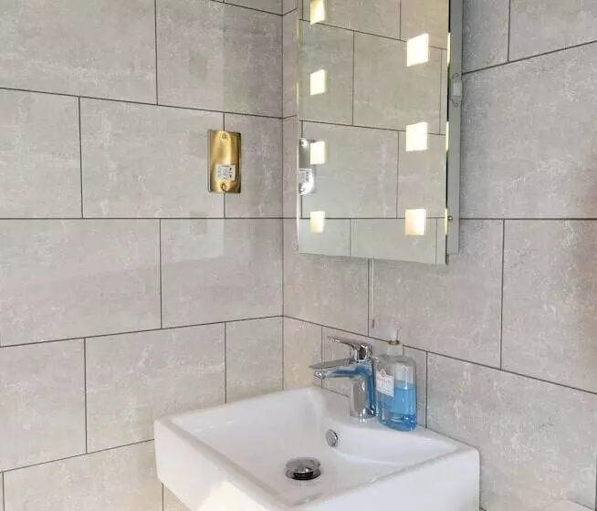 Dove House Cottage 1