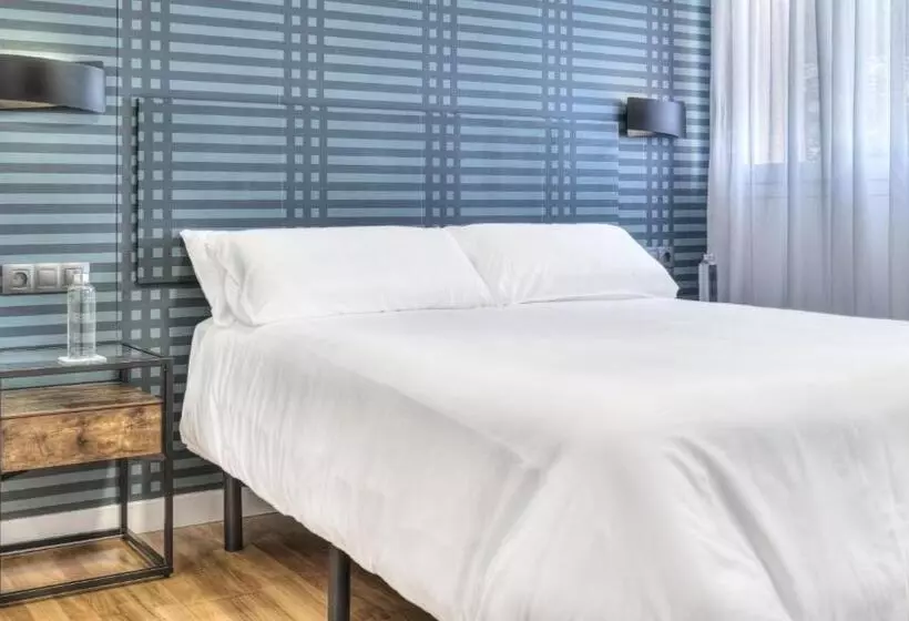 簡易ホテル Pura Vida Pirineos