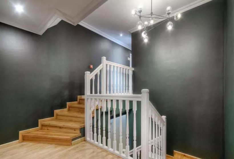 簡易ホテル Pura Vida Pirineos