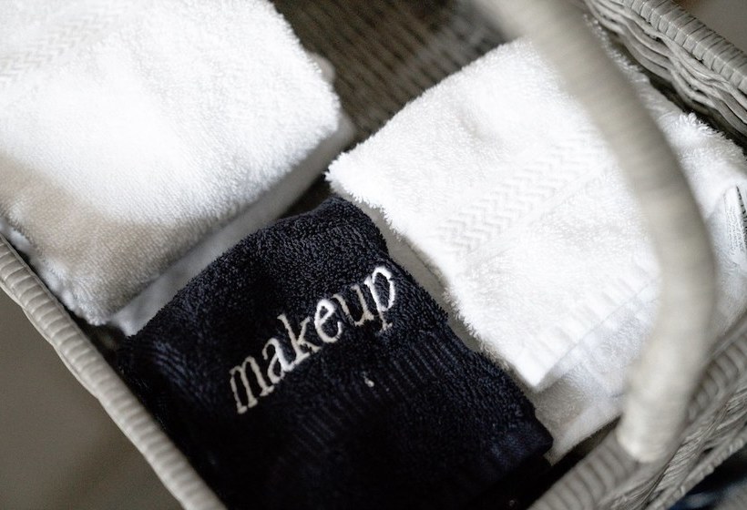 فندق فئة نجمة واحدة Zo Wines Estate