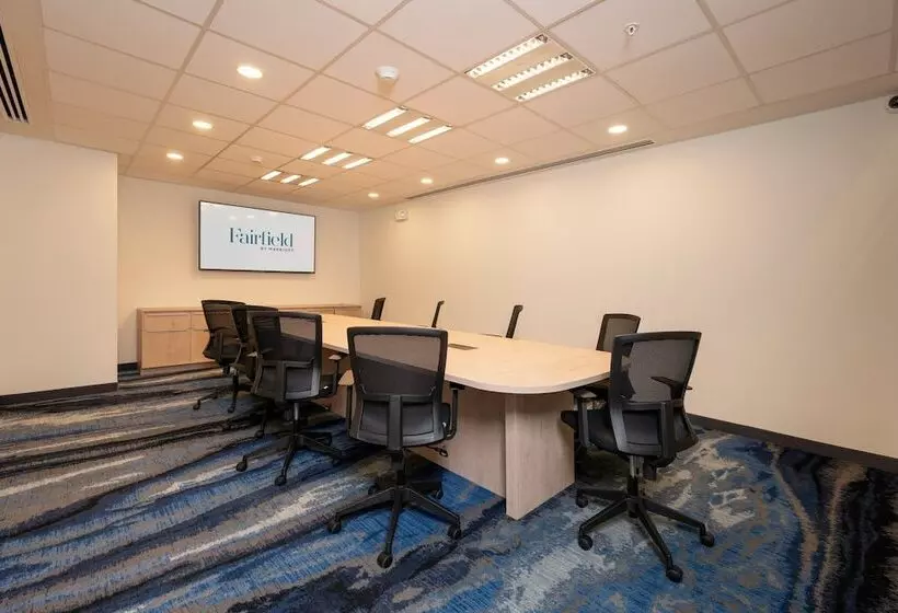 هتل Fairfield By Marriott Inn & Suites San Luis Potosi