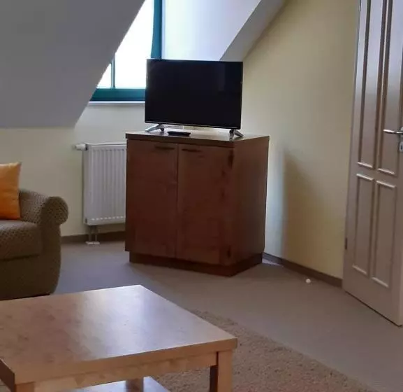 Hotelli Kurparkstübl Bad Schandau