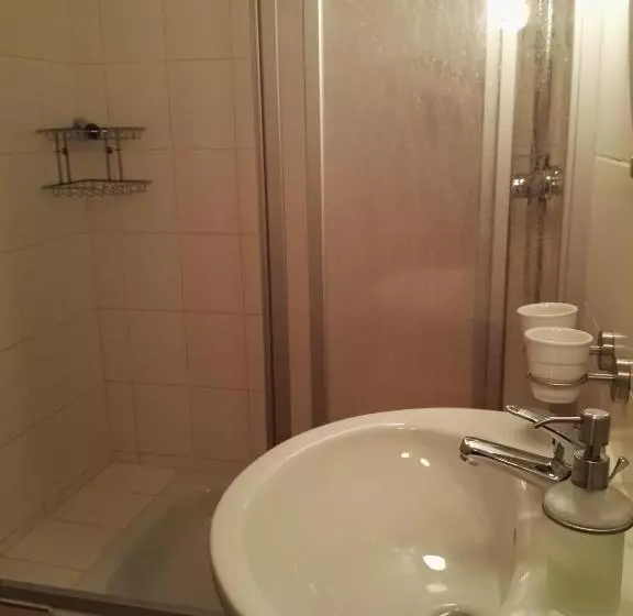 Hotelli Kurparkstübl Bad Schandau