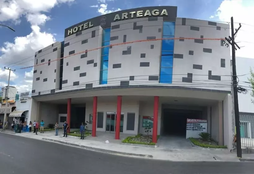 هتل Plaza Arteaga