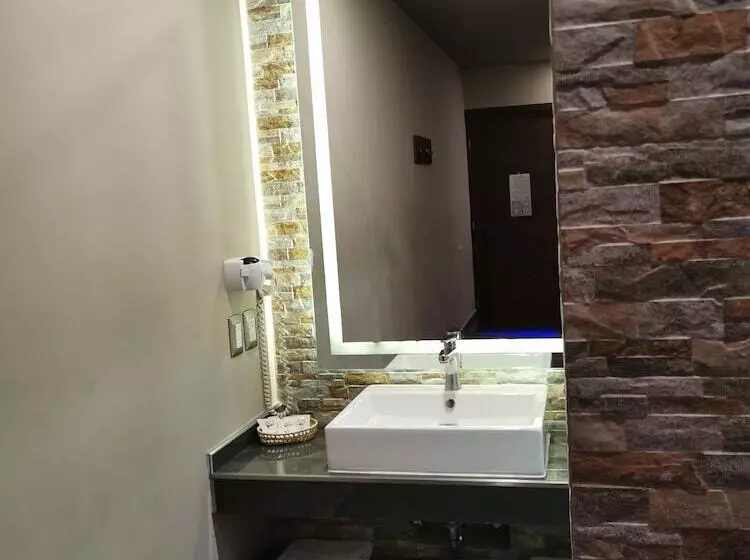 هتل Plaza Arteaga