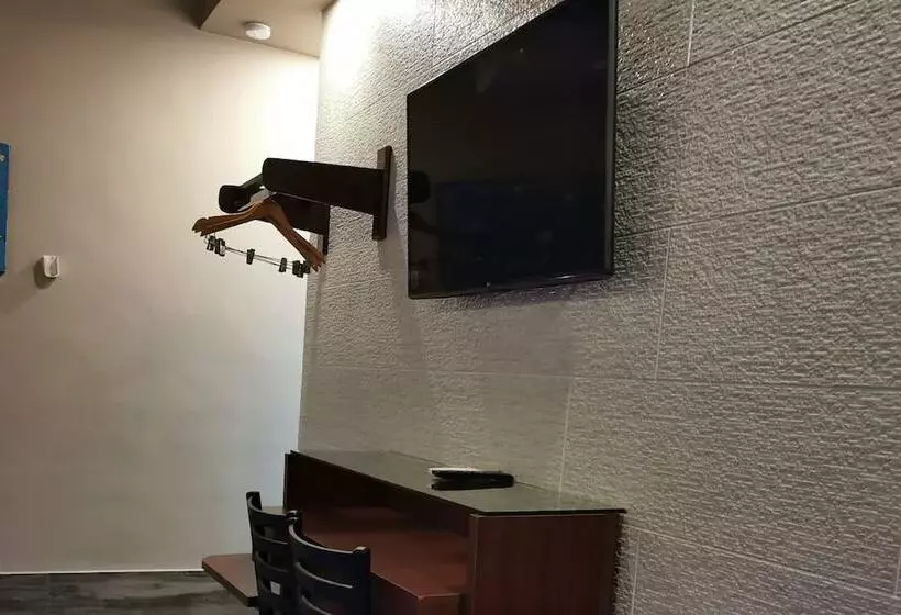 هتل Plaza Arteaga