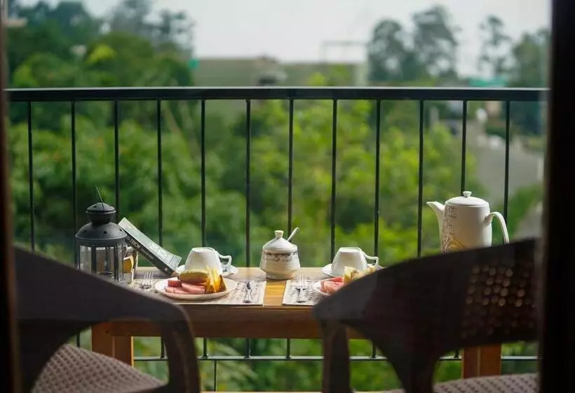 ホテル Ella Rawana Den