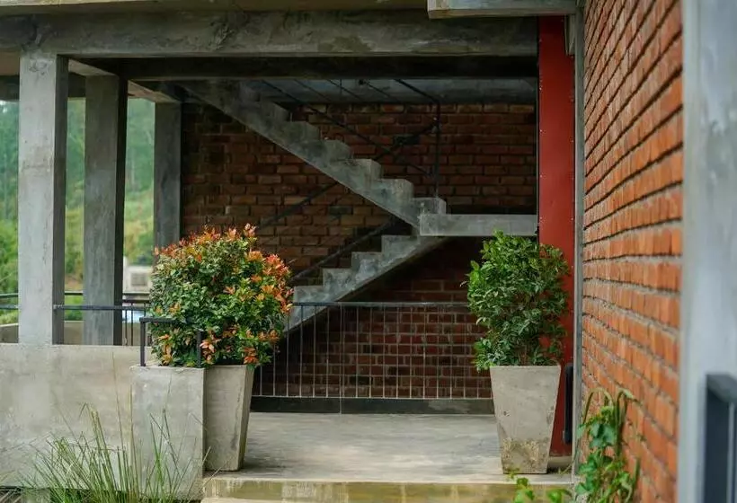 ホテル Ella Rawana Den