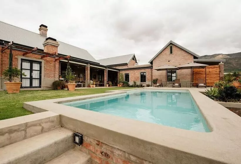 Majatalo Vineyard Views Country House