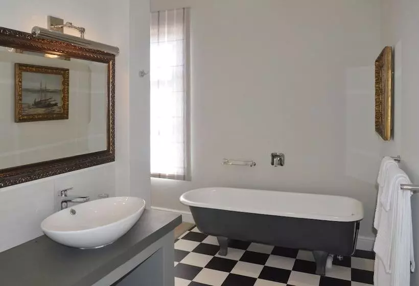 Majatalo Vineyard Views Country House