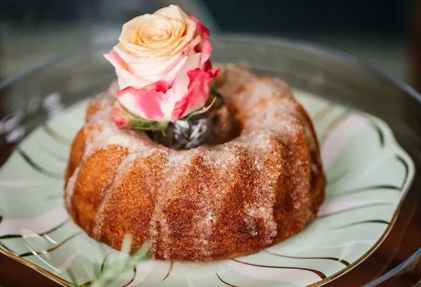 Majatalo Vineyard Views Country House