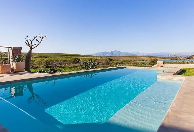 ペンション Vineyard Views Country House