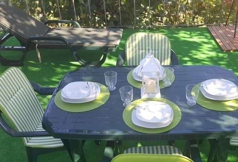 Carvalhosa Apartment