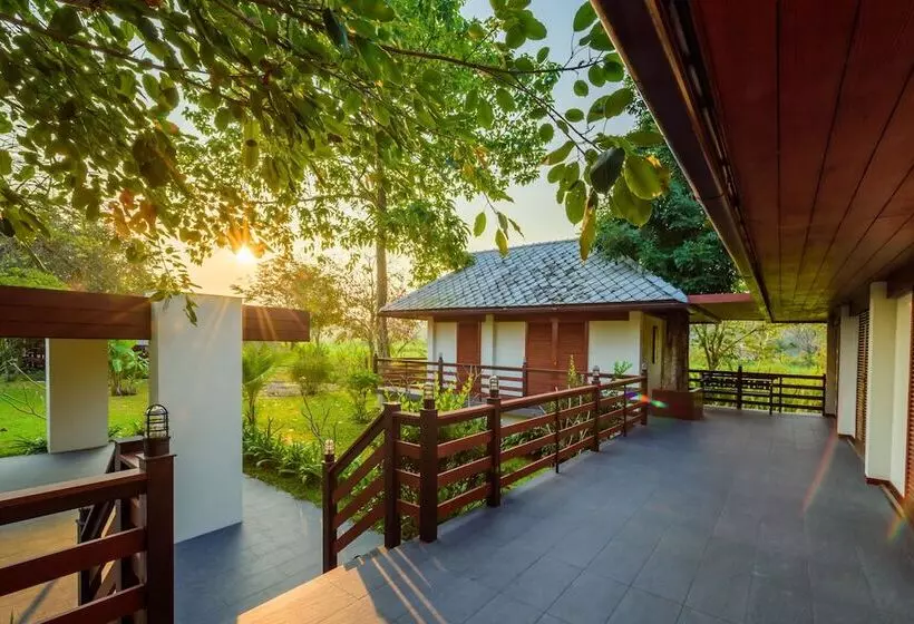 ホテル Hada Resort Chaingmai