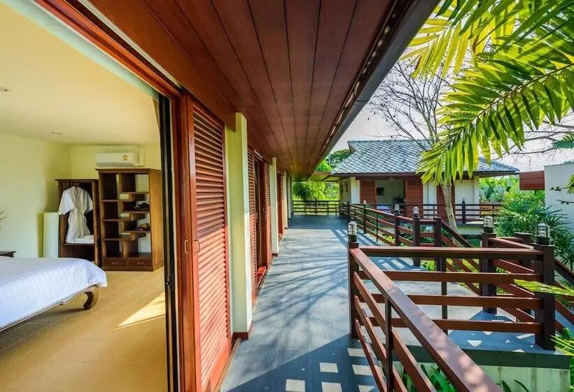 ホテル Hada Resort Chaingmai