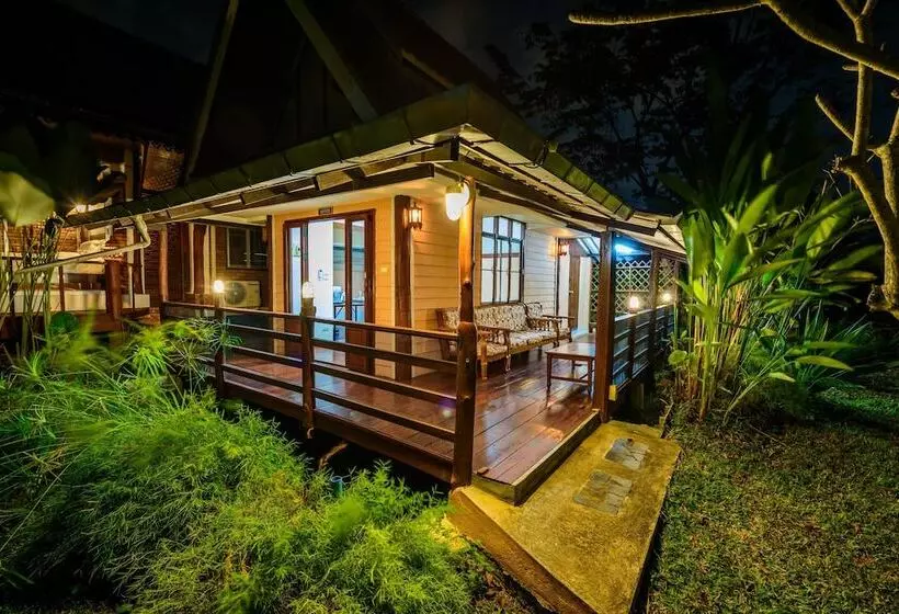 ホテル Hada Resort Chaingmai