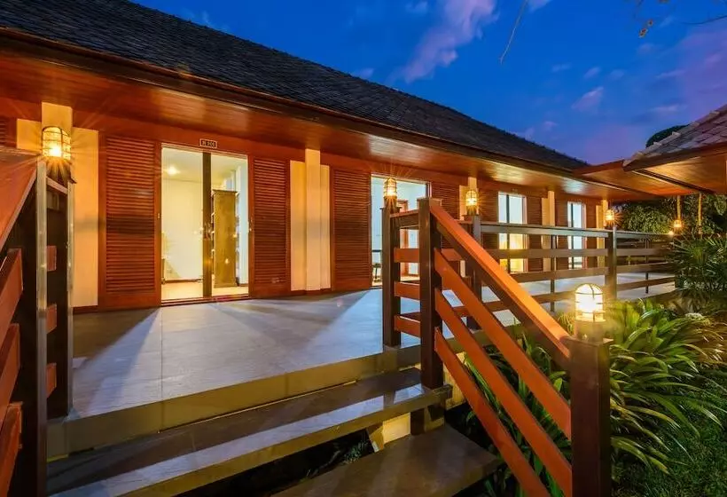 ホテル Hada Resort Chaingmai