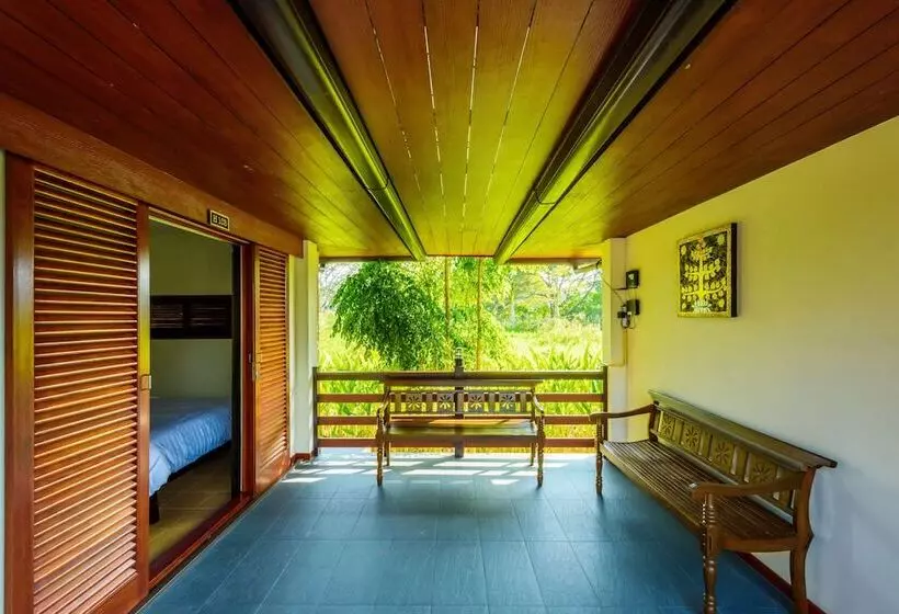 ホテル Hada Resort Chaingmai