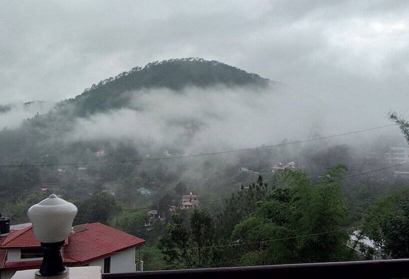 Отель Hill View Homes