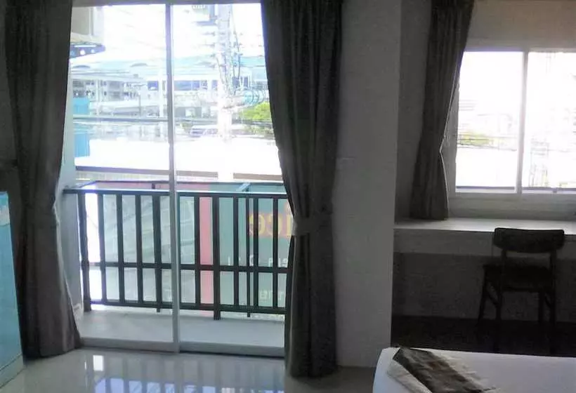 Hotelli Kim Lung Airport