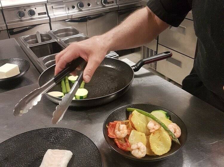 בית מלון כפרי La Pierre Verte Camping Village