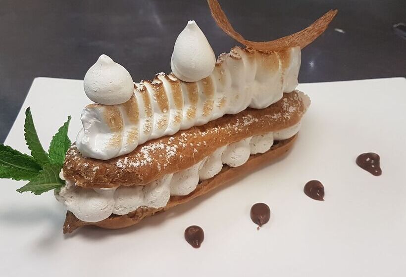 בית מלון כפרי La Pierre Verte Camping Village