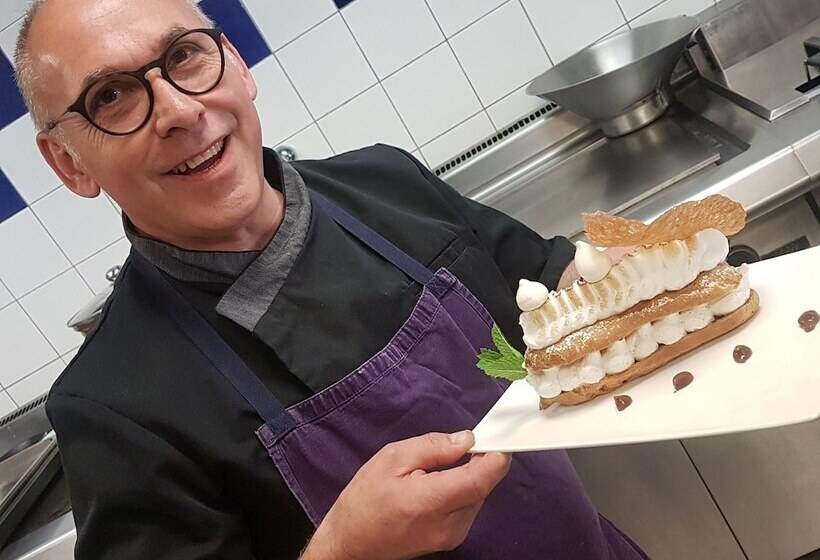 בית מלון כפרי La Pierre Verte Camping Village