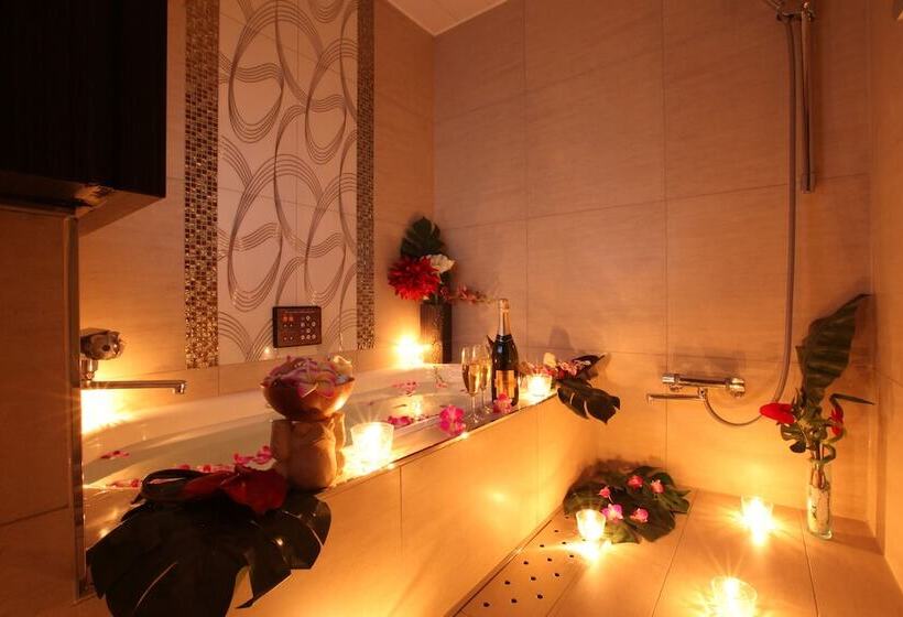 فندق Lusso Croce Asian Resort   Adult Only