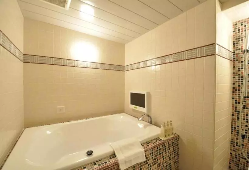 Hotelli Mid In Kawasakiekimae