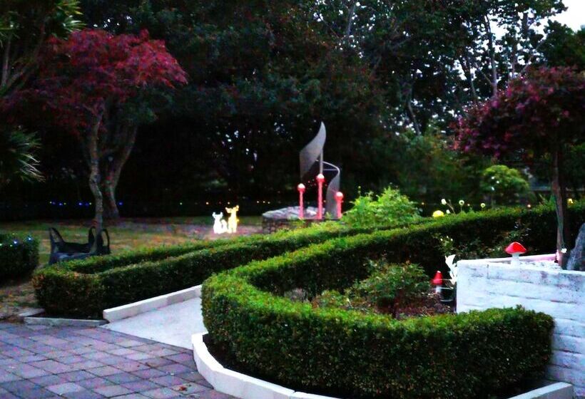 Lakeview Lodge Karapiro