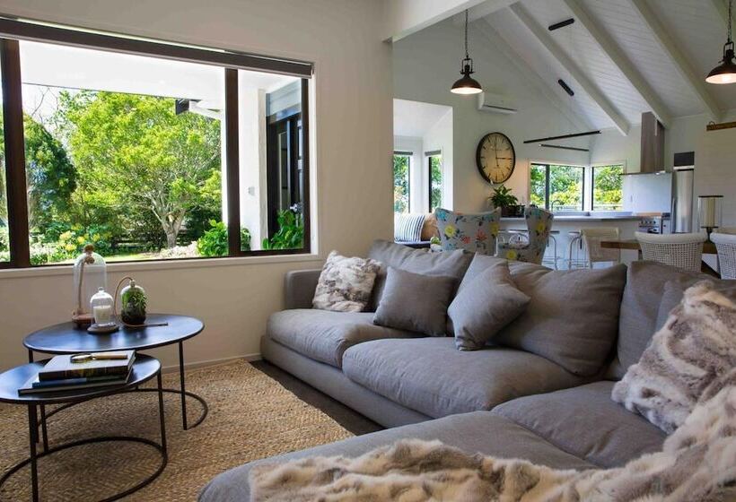 Lakeview Lodge Karapiro