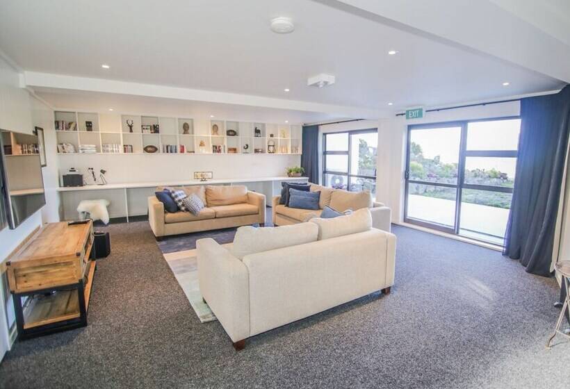 Lakeview Lodge Karapiro