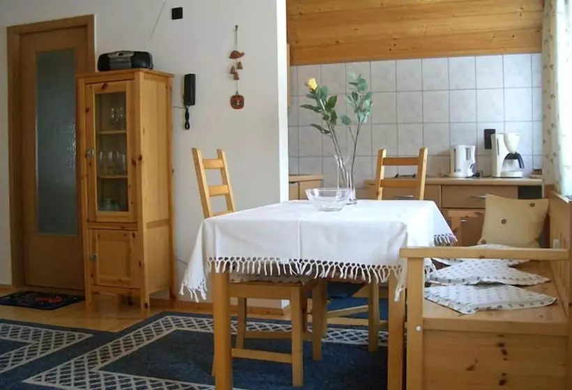 Majatalo Gästehaus Jeremias