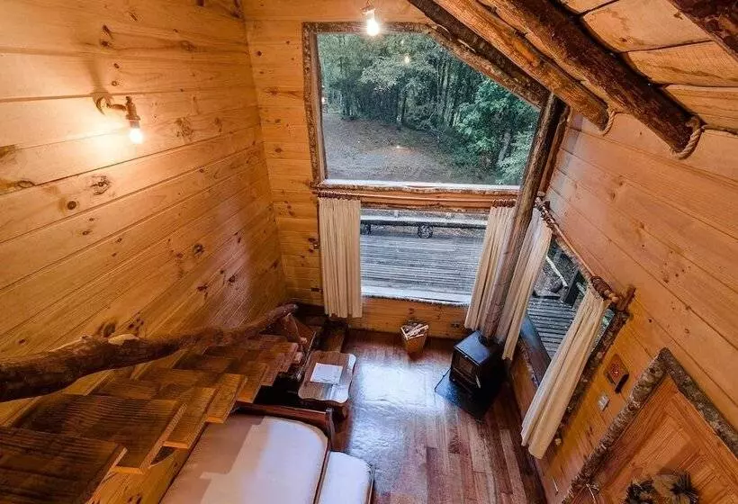 Hotelli Huilo Huilo Cabanas Del Bosque