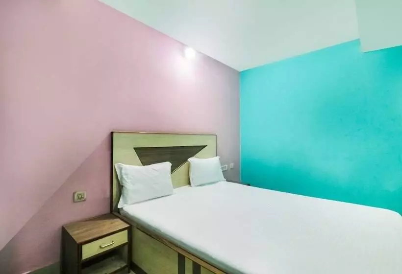ホテル Spot On 49266 Chandrabindu Lodge