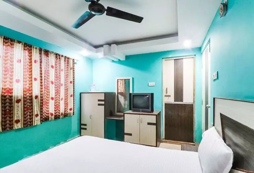 ホテル Spot On 49266 Chandrabindu Lodge