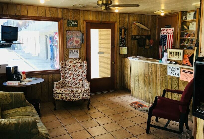 Motelli Riverview Cabins