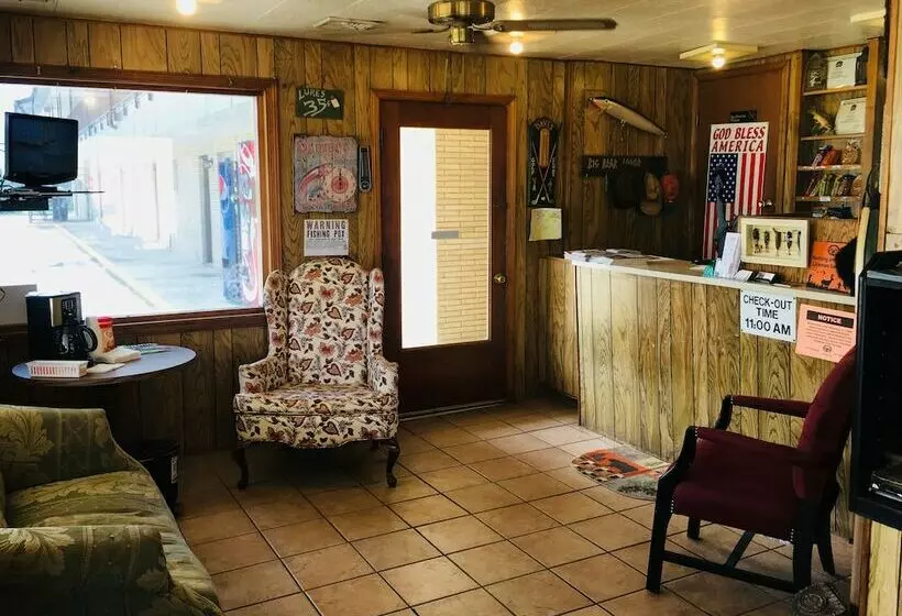 Motelli Riverview Cabins