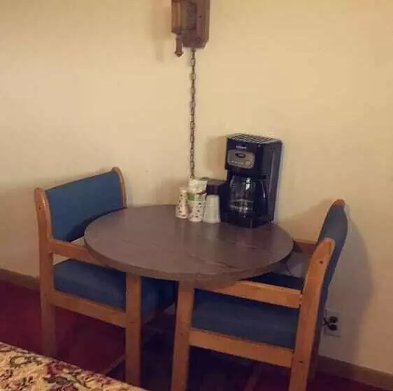 Motelli Riverview Cabins